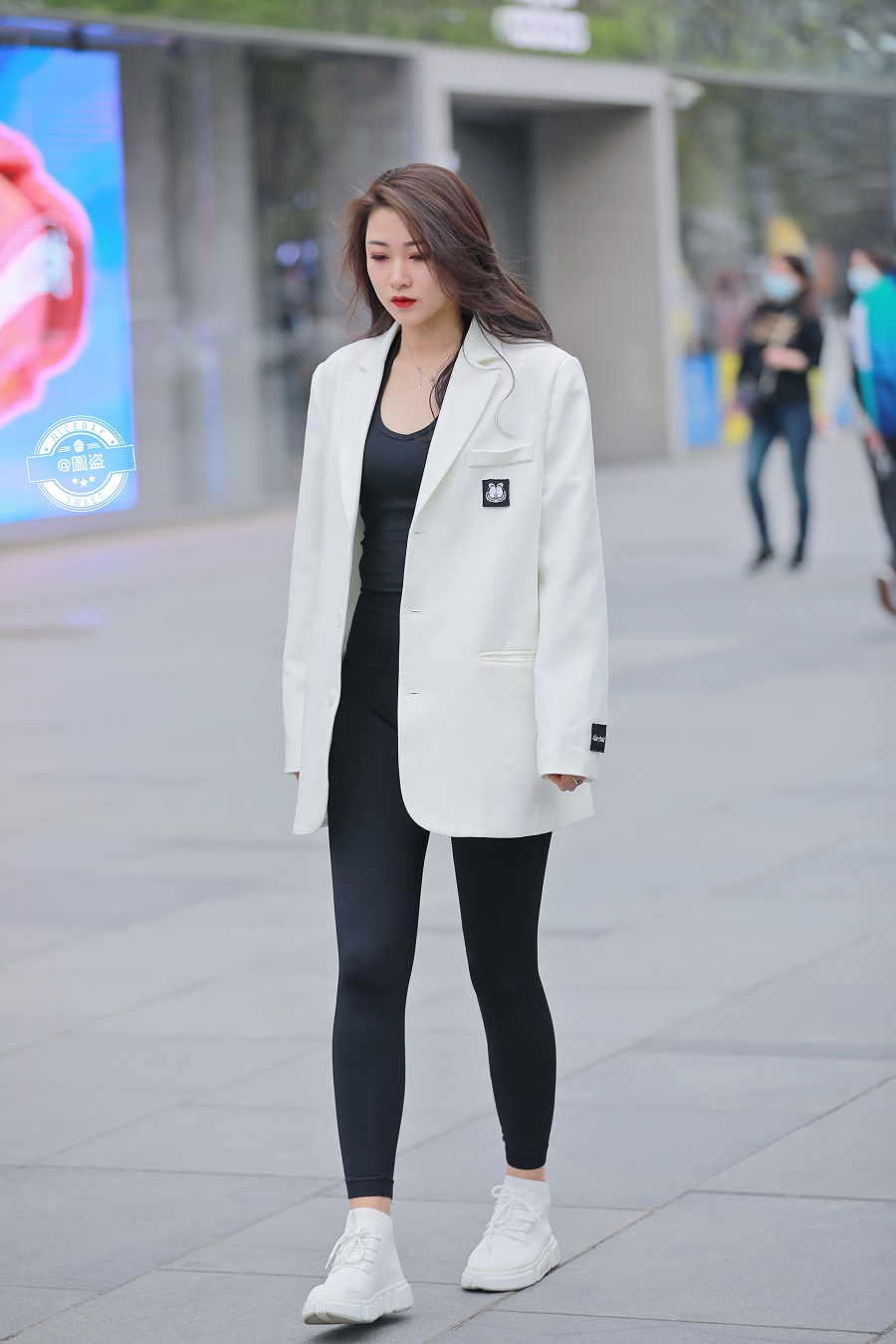Chinese Girl In Sexy Tight Yoga Pant