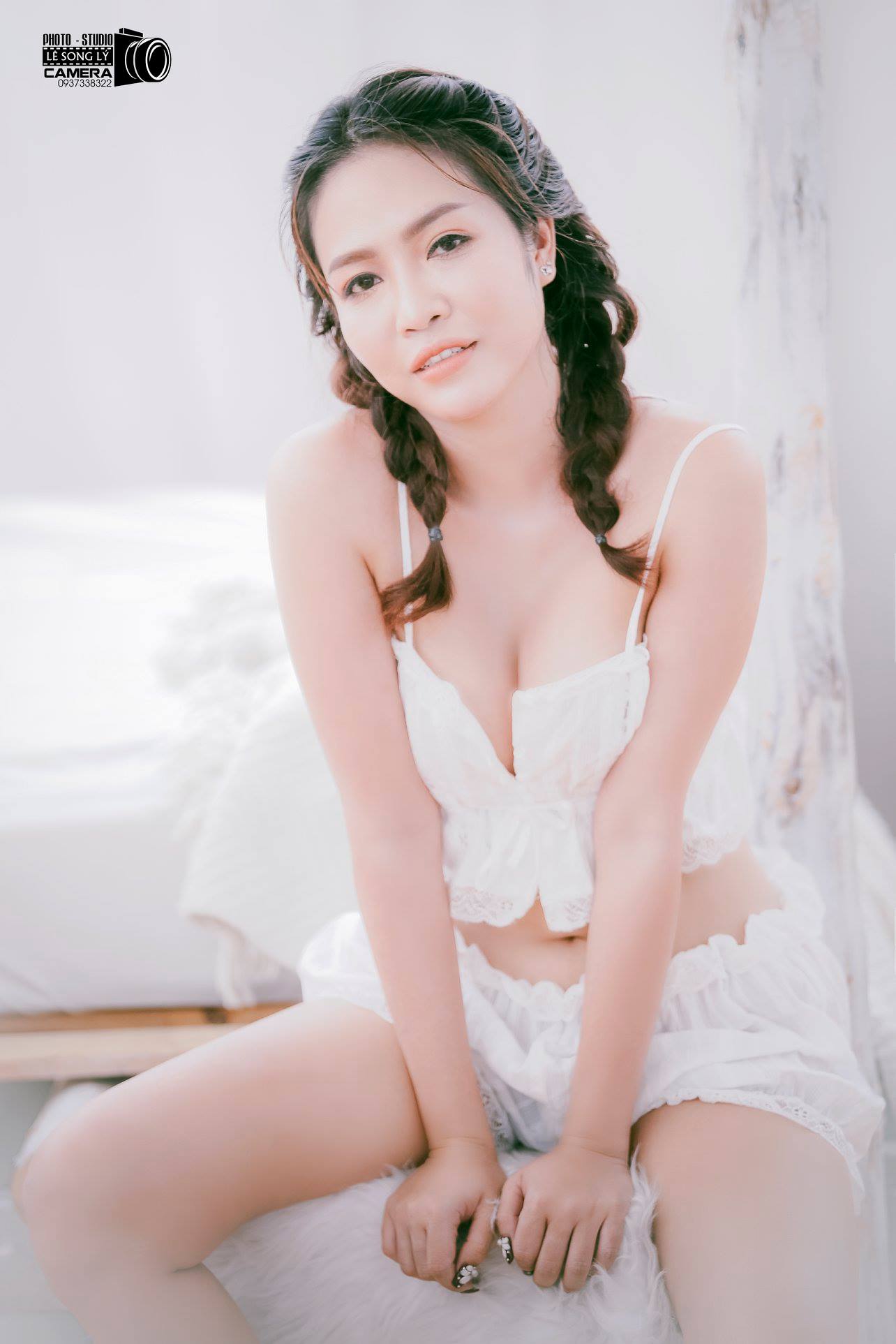 Hot Vietnam Mature Woman