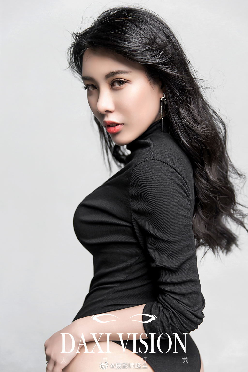 Tight Fit 小卷卷老师