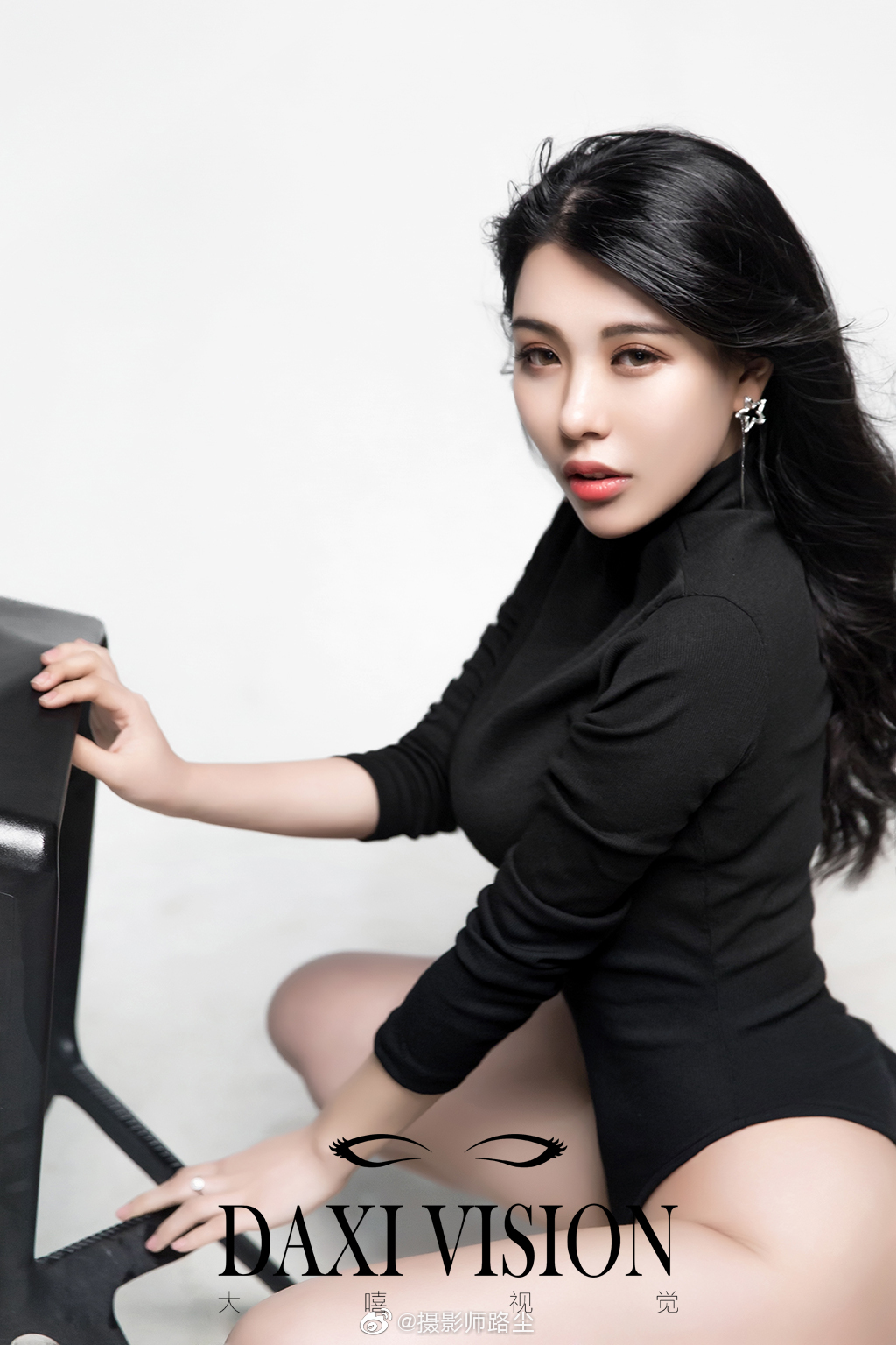 Tight Fit 小卷卷老师