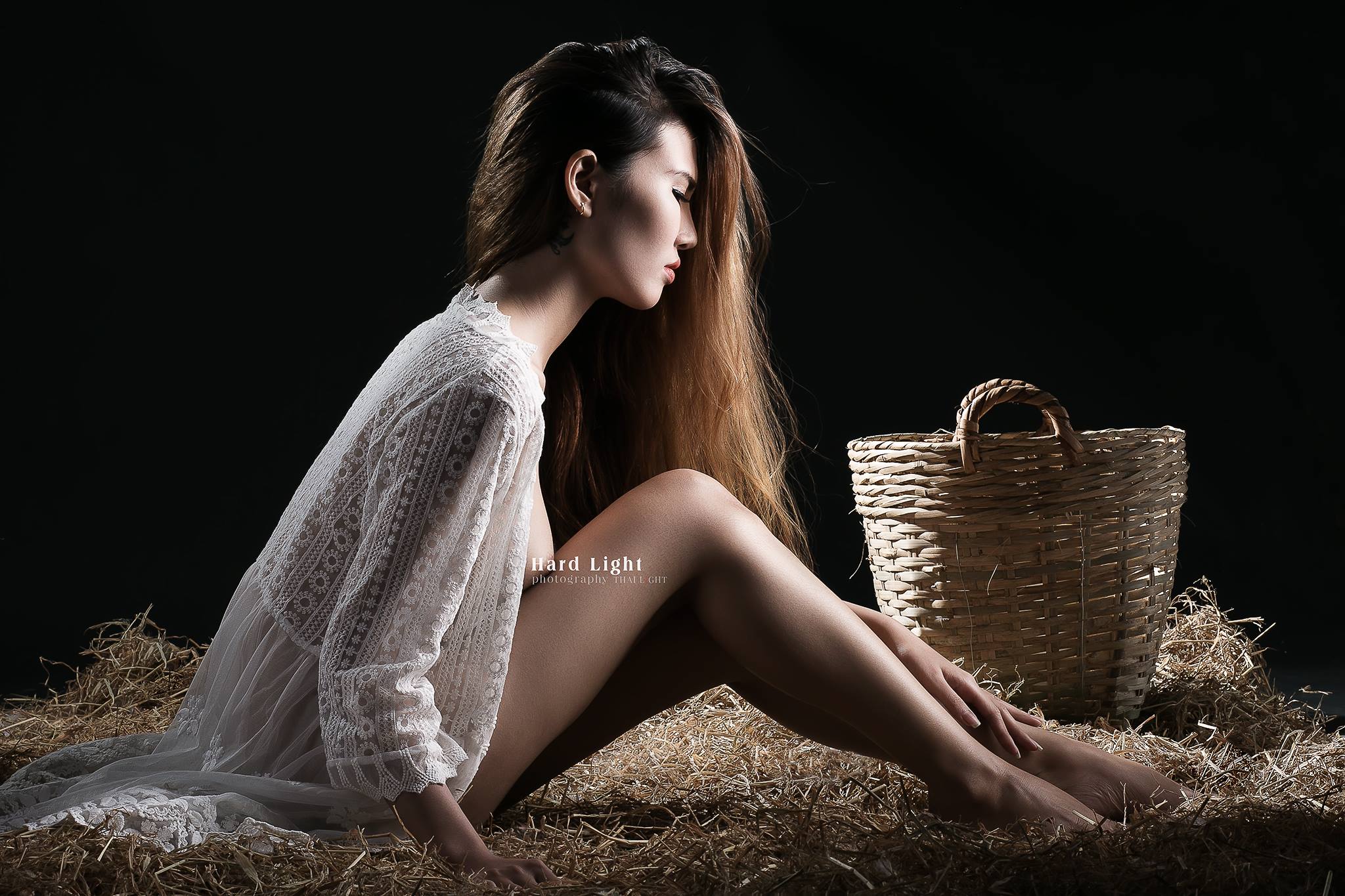 Half Nude Model Moon Love Vietnam Nude Model