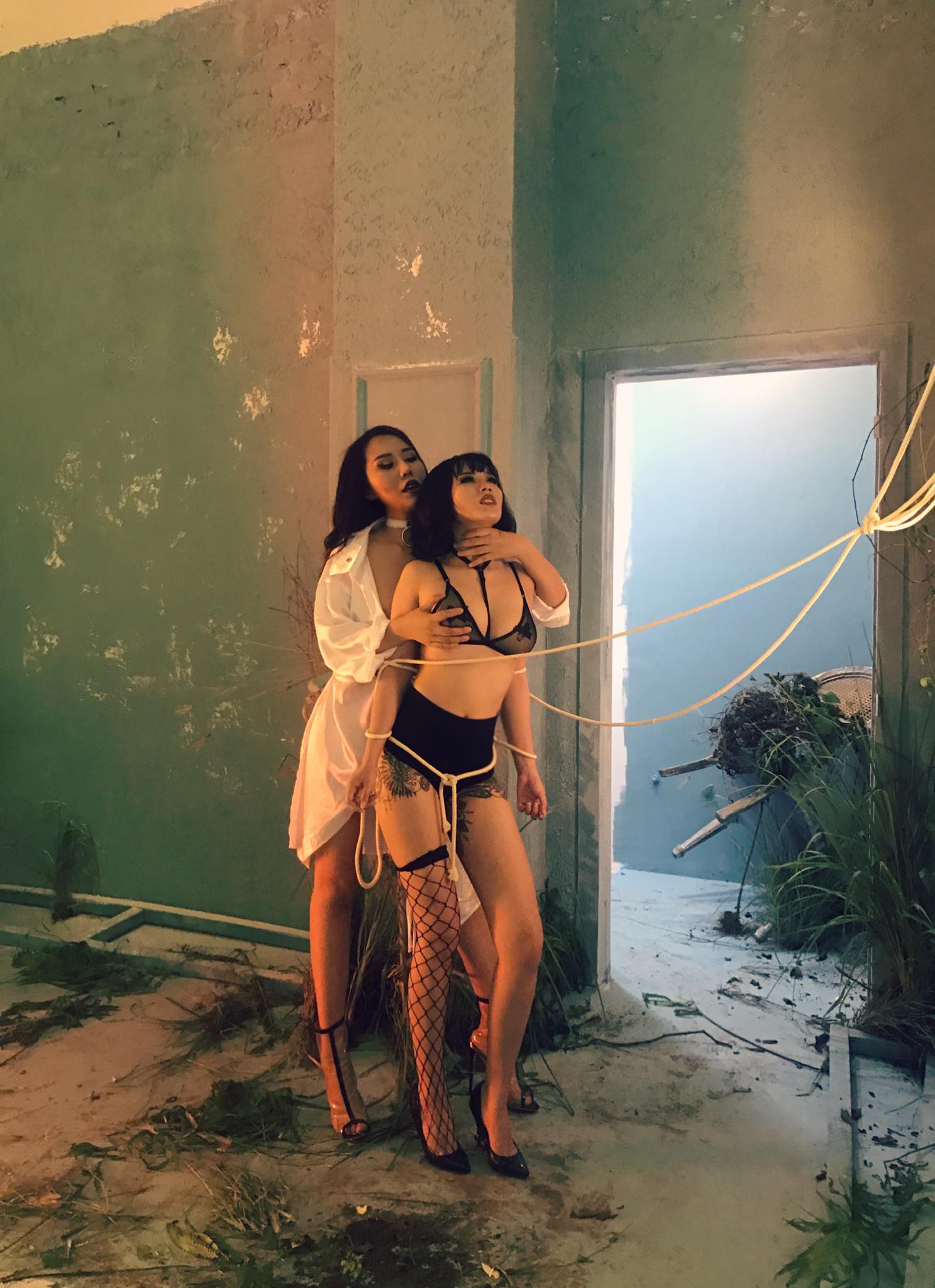 Mai Thao Linh And Linh Miu S&M Photoshoot