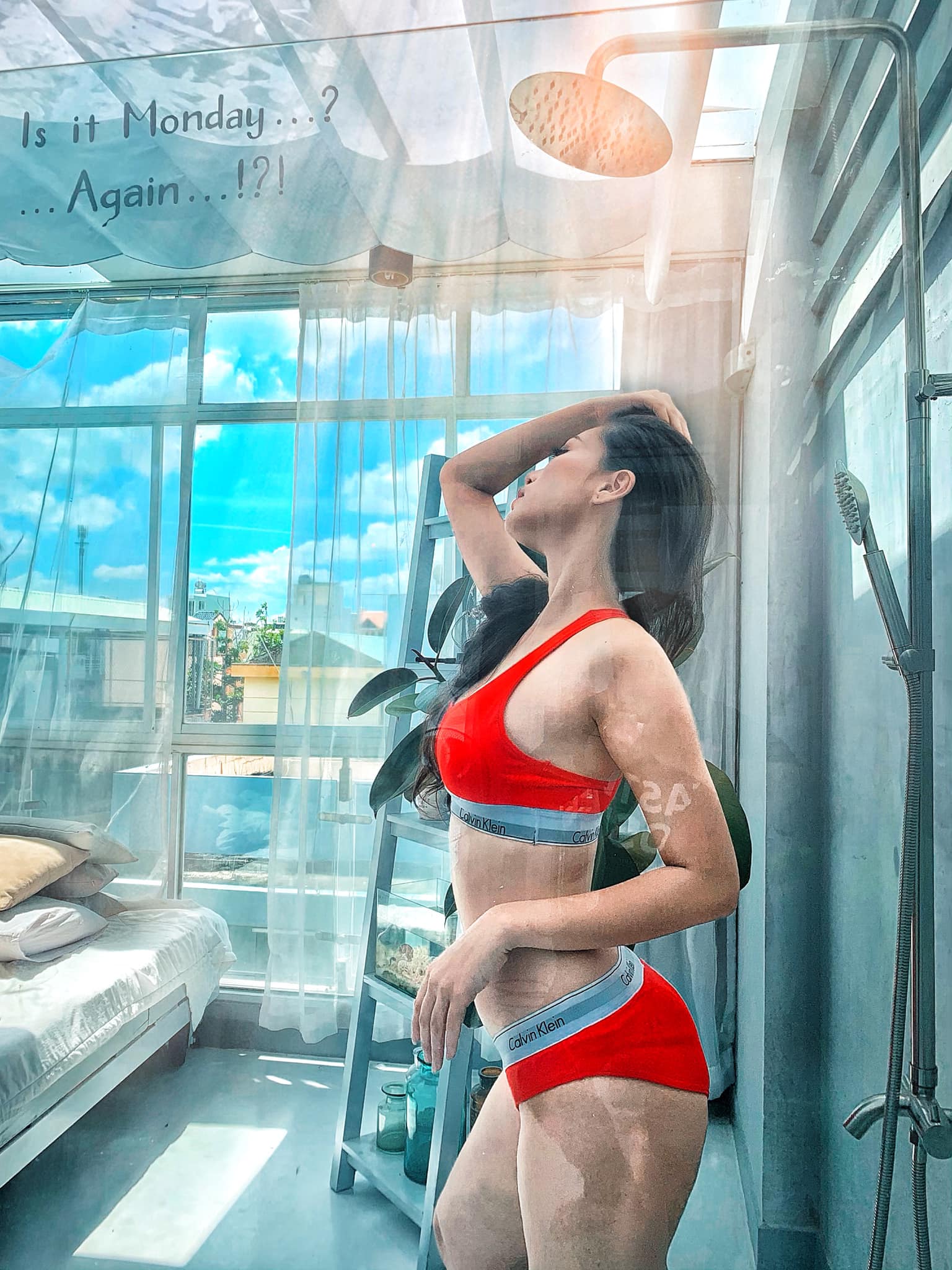 Hoàng Hương Ly Sexy Sporty Underwear