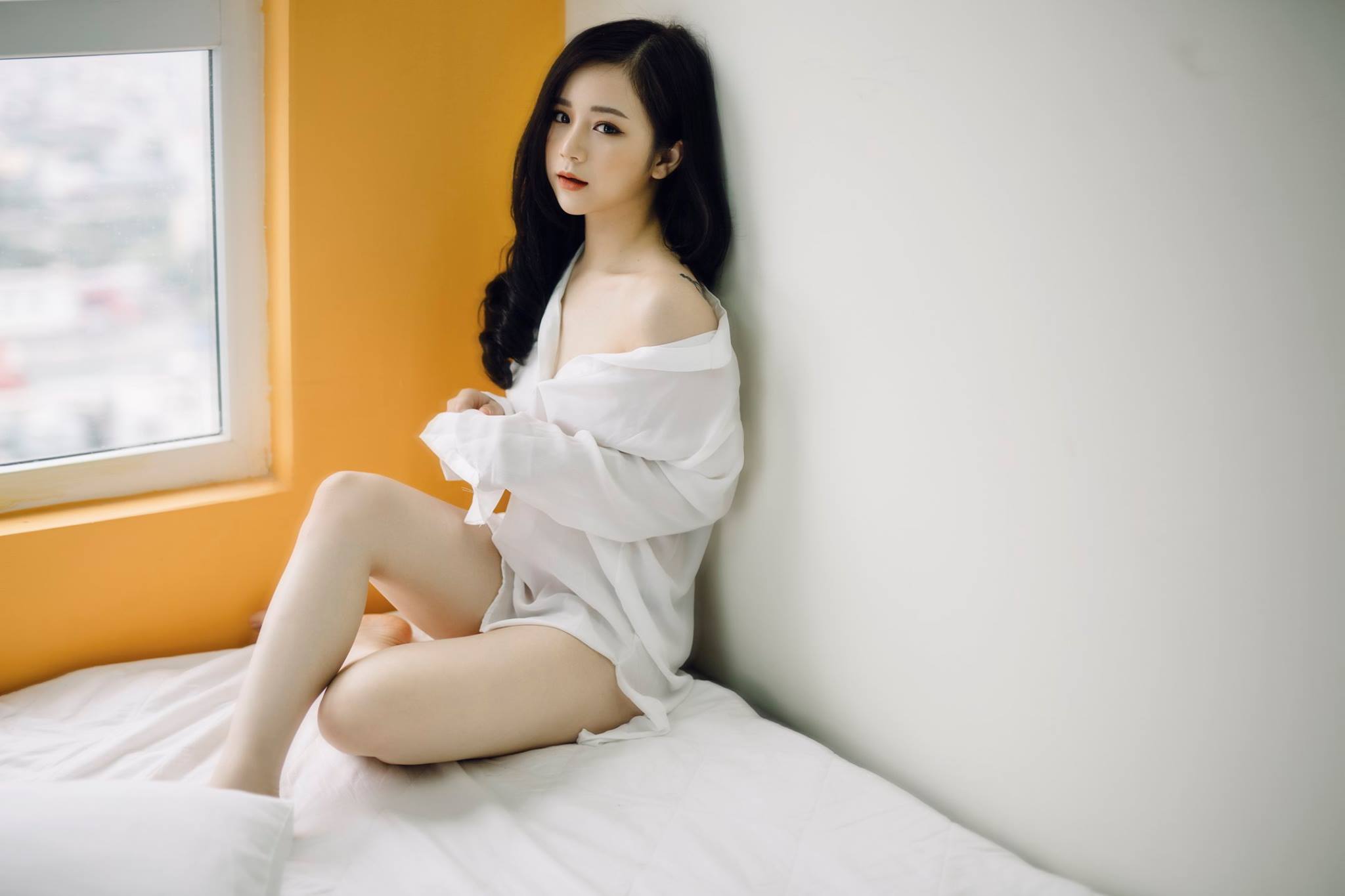 Nguyễn Thuỷ Tiên In White Shirt